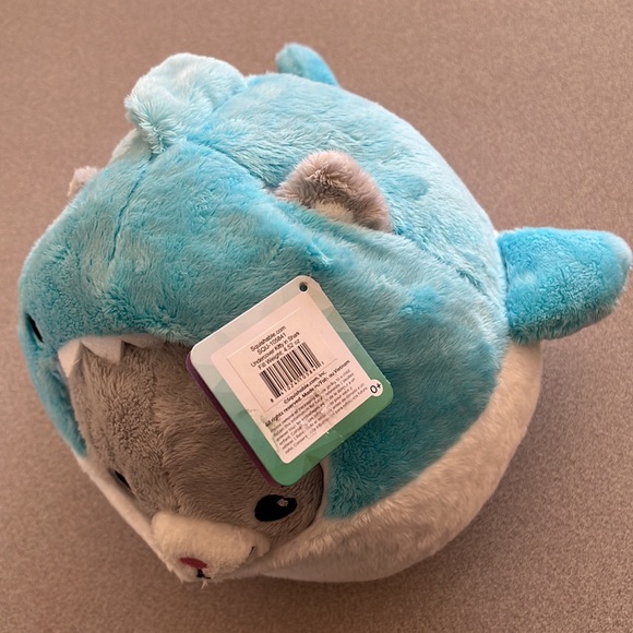 NEW NWT Squishable Undercover Kitty in Shark - Picture 3 of 6